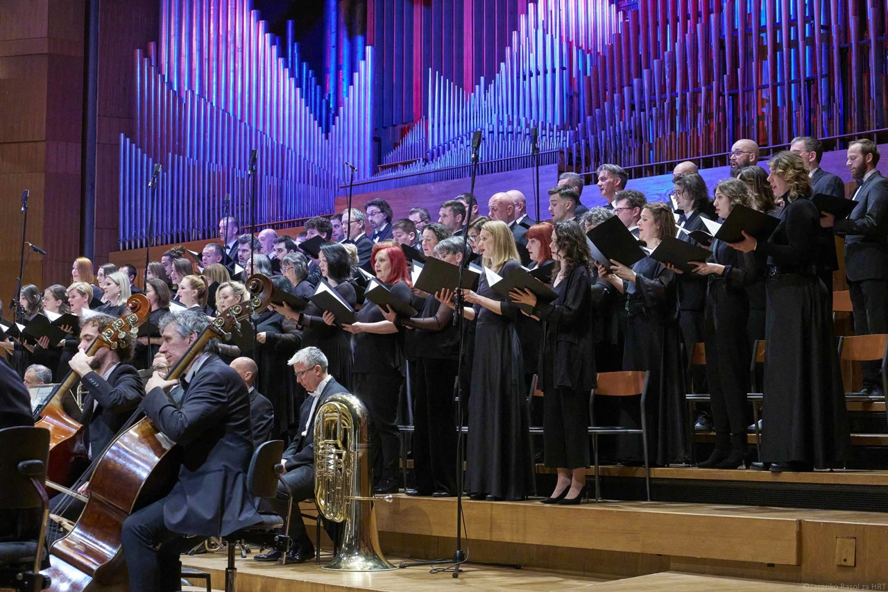 Zbor HRT-a, Cantores Sancti Marci