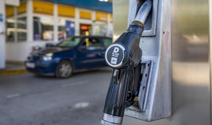 Vlada snizila cijene goriva: Benzin 1,56, dizel 1,71 eura