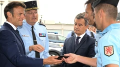 Francuski predsjednik Emmanuel Macron i ministar unutarnjih poslova Gerald Darmanin