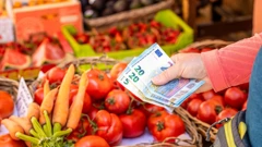 Inflacija u eurozoni blago ubrzala u studenom Eurostat