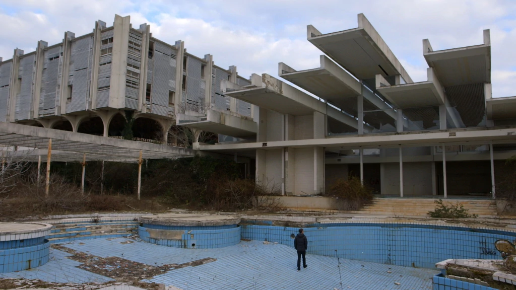 Nedjelja, 9. lipnja na Trećem, Foto: Betonski spavači/dokumentarna serija