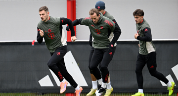 Josip Stanišić i Harry Kane na treningu