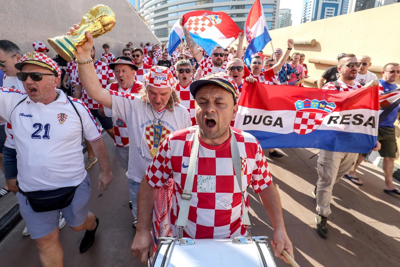 Hrvatski navijači u Dohi podižu atmosferu , Foto: Igor Kralj /PIXSELL
