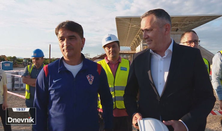 Vatreni posjetili gradilište nacionalnog kampa