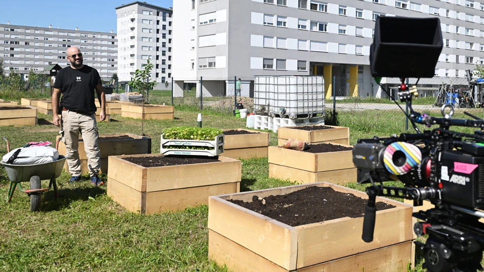 Sa seta serije "Metropolitanci"