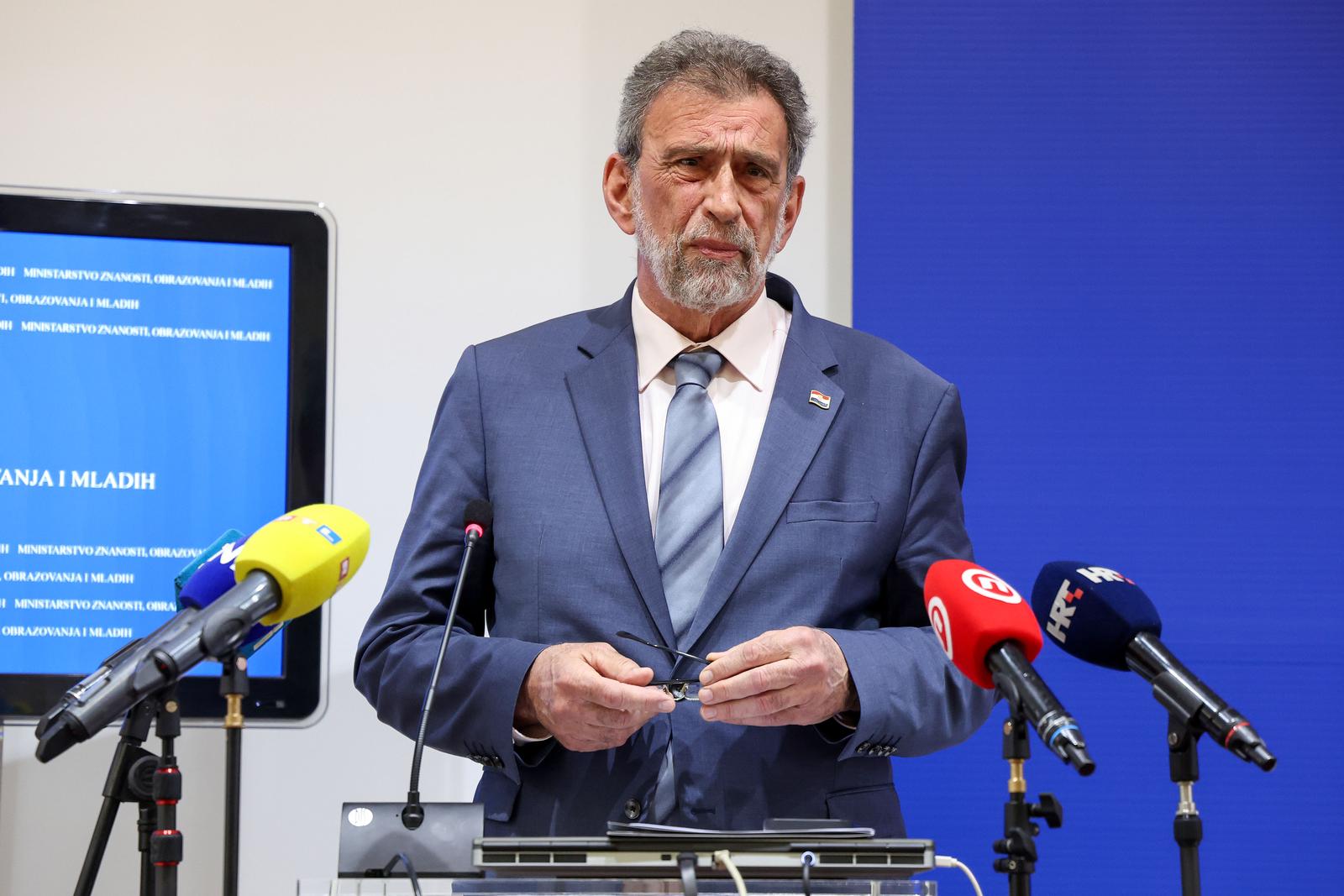 Fuchs: Abschlussfeier wegen möglichem Streik nicht gefährdet 5 pxl 090525 132431547 20250605122722