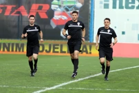 Sudačka trojka Patrik Kolarić, Bojan Zobenica i Ivan Starčević, Foto: Zeljko Hajdinjak/CROPIX