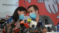 Roditelji Romana Protaseviča na tiskovnoj konferenciji u Varšavi