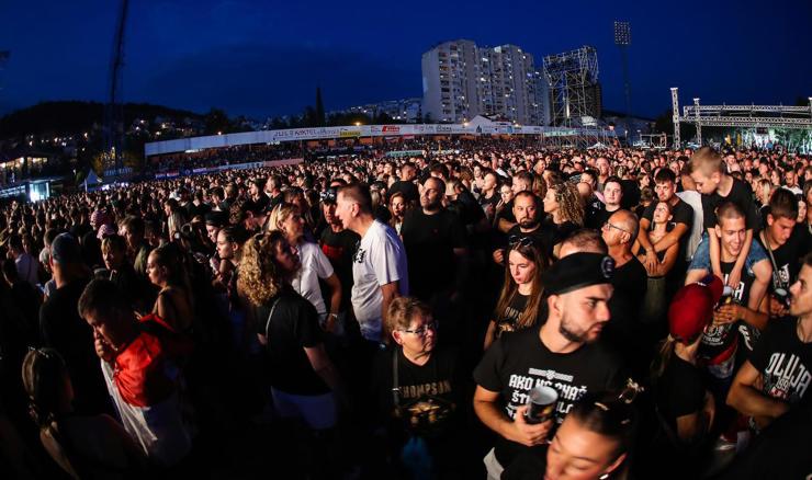 Thompson nakon 13 godina održao koncert u Šibenku, stiglo 27 tisuća ljudi