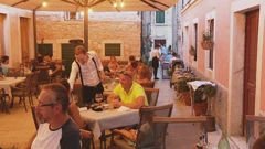 U Šibeniku se traži krevet više, smještaju dupkom puni, Foto: dnevnik/HRT