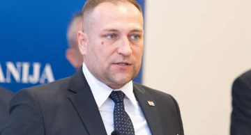 Ministar poljoprivrede, šumarstva i ribarstva David Vlajčić