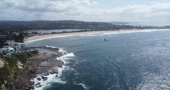 Na popularnoj plaži u Sydneyju dronovi i helikopter nakon napada morskog psa