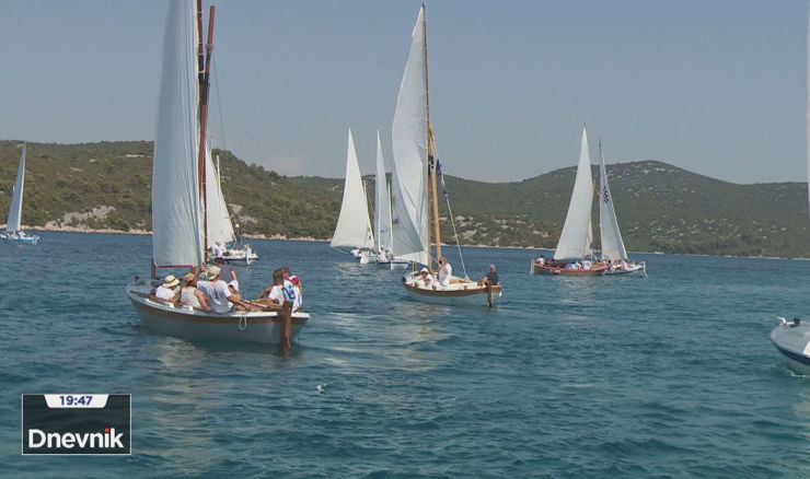 Regata na latinsko idro na Murteru