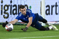 Dominik Livaković na zagrijavanju, Foto: Marko Lukunic/PIXSELL