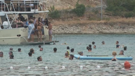 Šolta: Brodovi, smeće, fekalije i tisuće kupača bez ikakve kontrole