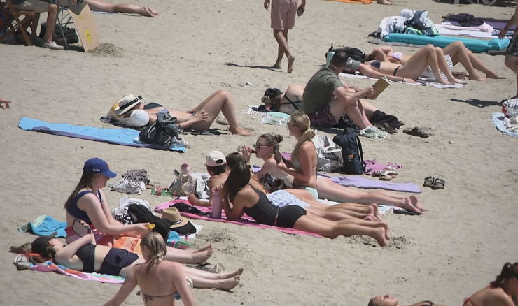 Tjedan je Ultre, na prepunim splitskim plažama mladi iz cijelog svijeta