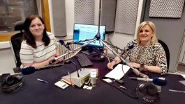 Iva Črnjar Ivančan i Iva Rinčić u studiju Radio Rijeke