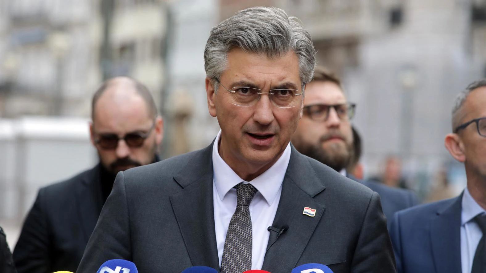 Uskrsna čestitka premijera Plenkovića