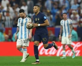 Kylian Mbappe i Lionel Messi, Foto: Kai Pfaffenbach/REUTERS