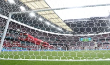 Obrana Manuela Neuera, Foto: Carl Recine/ REUTERS