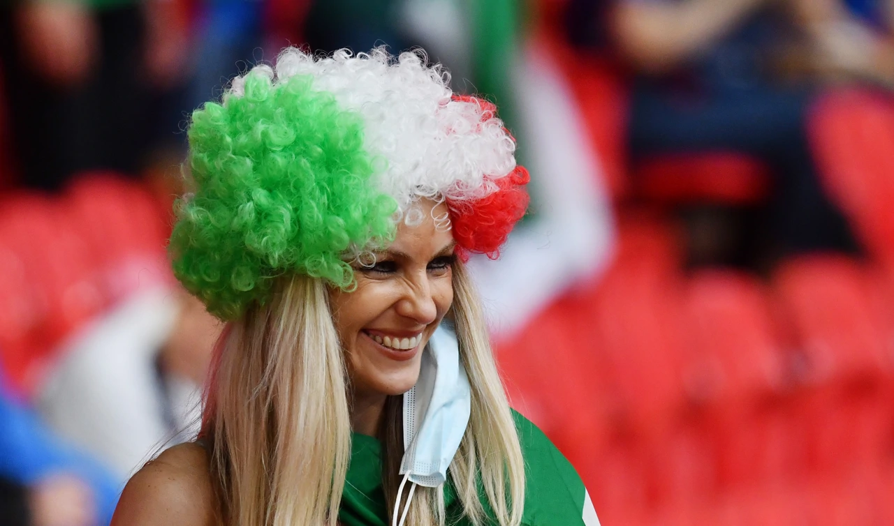 Navijačica Italije, Foto: Justin Tallis/REUTERS