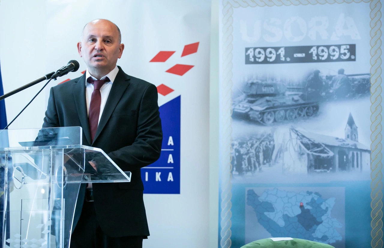 Predstavljanje monografije u HMI