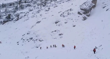 Potraga za Hrvatima stradalima u lavini