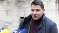 Nikola Grmoja održao konferenciju ispred Sabora 