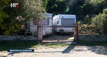 Ilegalne kamp kućice