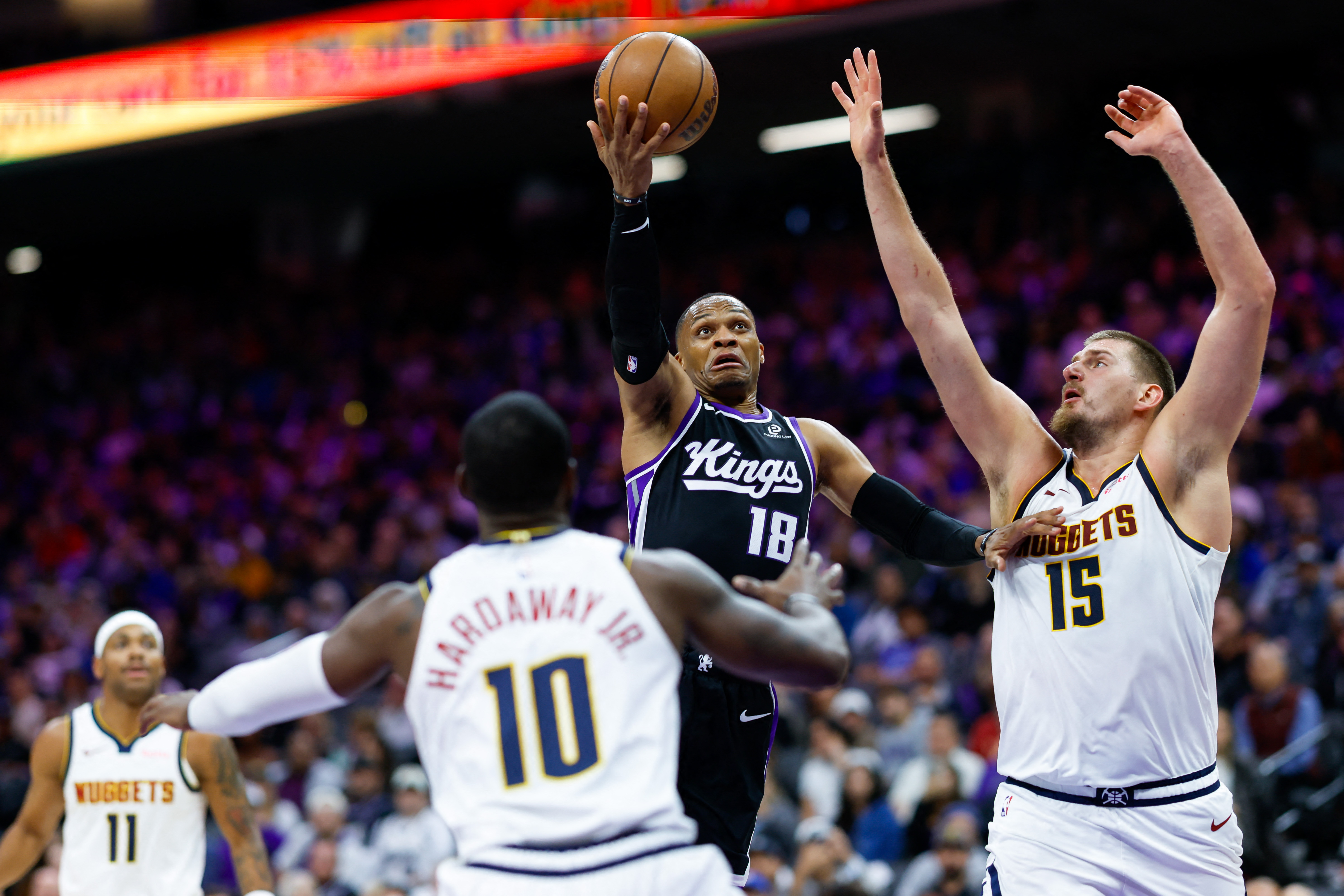 2025 11 12t070002z 480320264 mt1usatoday27567558 rtrmadp 3 nba denver nuggets at sacramento kings 20251112074231