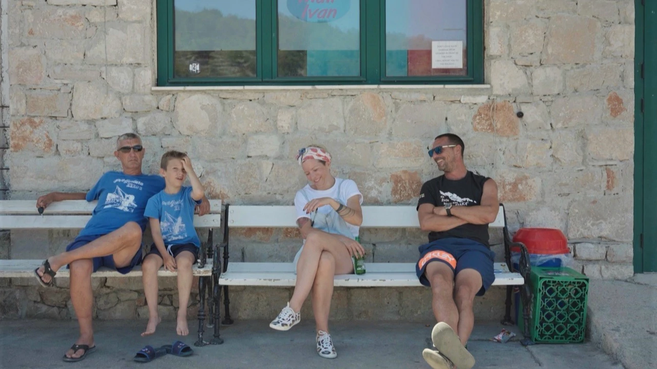Ponedjeljak, 11. kolovoza na Prvom , Foto: Stani na otoku/dokumenarna serija 