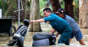 Tajfun Bualoi pogodio Vijetnam