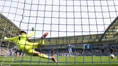 James Milner zabija Manchester Cityju