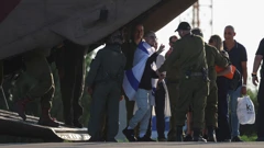 Rom Braslavski po povratku u Izrael