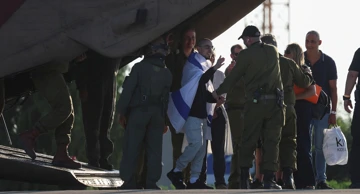 Rom Braslavski po povratku u Izrael