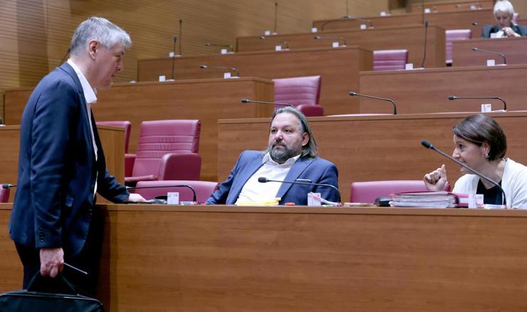 Oporba pozdravlja strože kazne, no kritizira Vladu zbog zakašnjelih reakcija