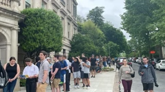 Redovi pred hrvatskim veleposlanstvom u Washingtonu