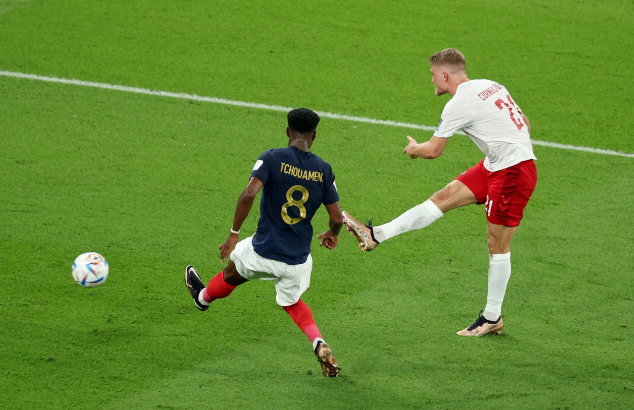 Andreas Cornelius šutira nakon kontranapada