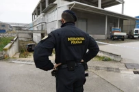 Nakon četverostrukog ubojstva u jutarnjim satima nastavljen očevid policije u Šibeniku, Foto: Hrvoje Jelavić/Pixsell