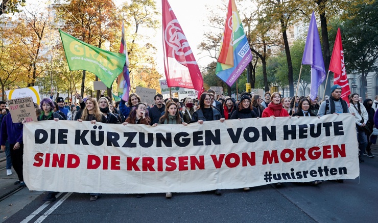 Beč: 50.000 ljudi na prosvjedu za financiranje austrijskih sveučilišta