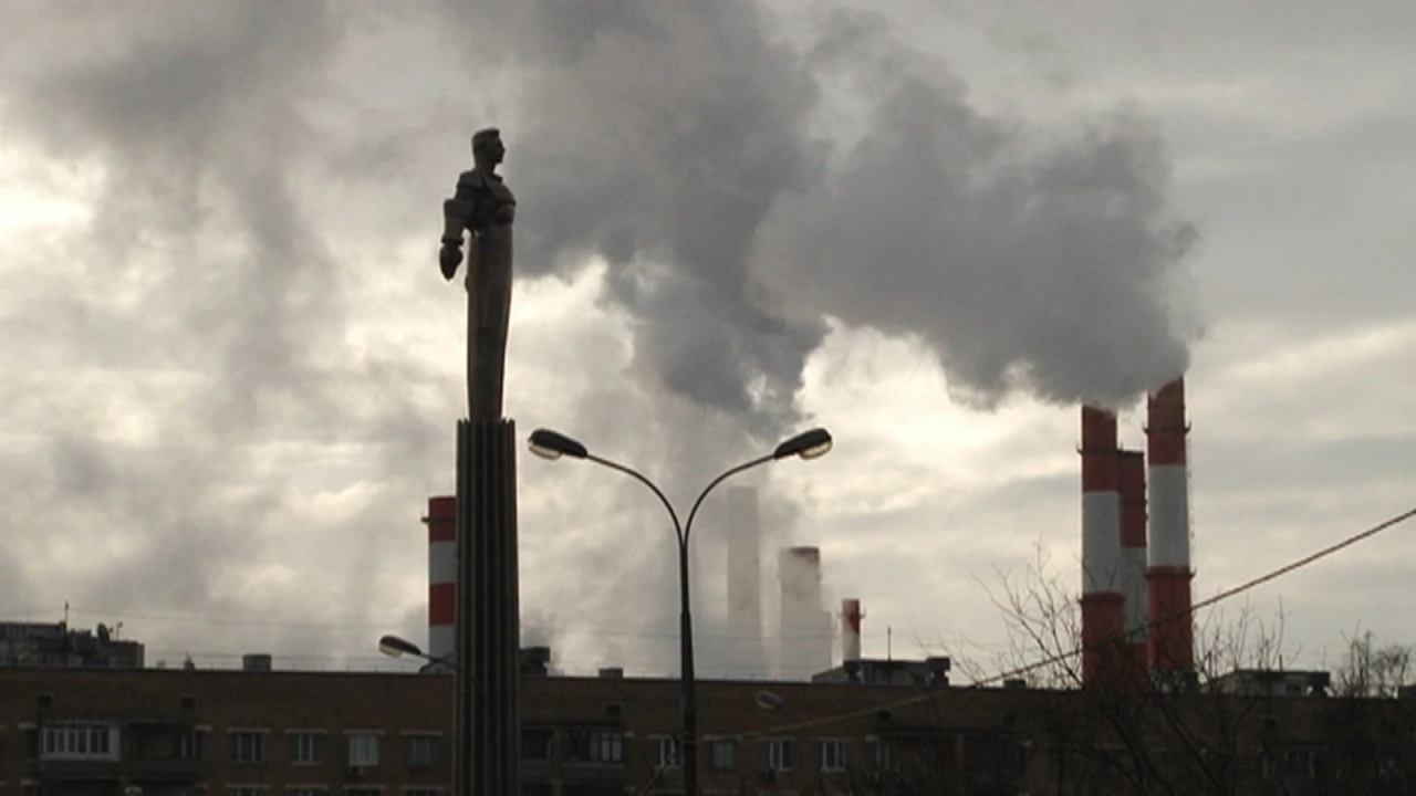 Ponedjeljak, 22. veljače na Četvrtom , Foto: Crveno stoljeće ili kako su djeca pojela revoluciju/dokumentarac