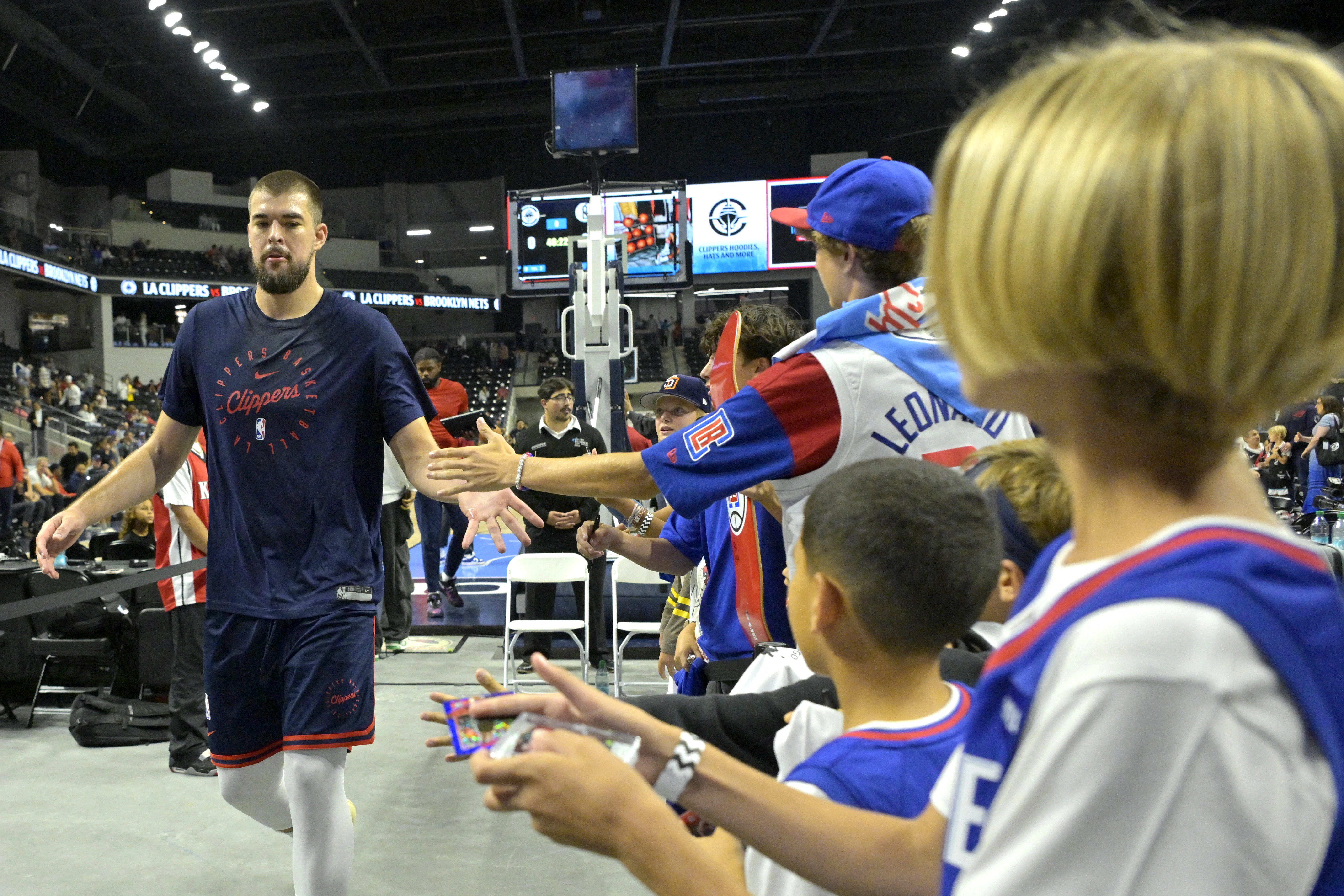 2024 10 09t021158z 1538649753 mt1usatoday24441061 rtrmadp 3 nba preseason brooklyn nets at los angeles clippers 20241015063129