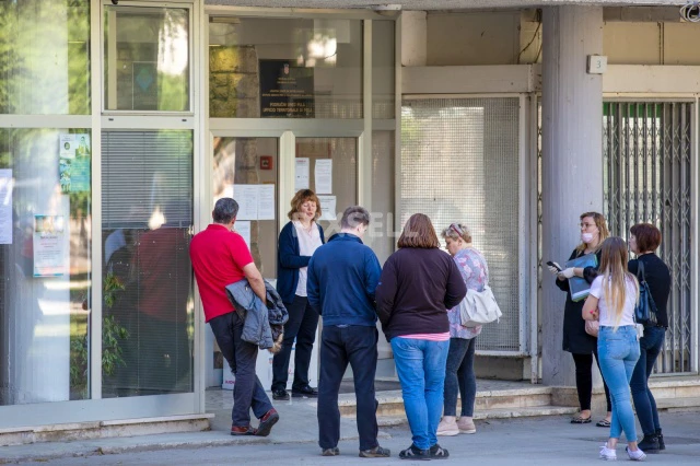 Mladi Puljani u pozrazi za poslom, Foto: Srecko Niketic/PIXELL
