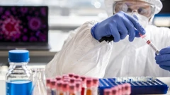 Val epidemije izazvan omikronom i dalje uzrokuje velik broj novozaraženih 