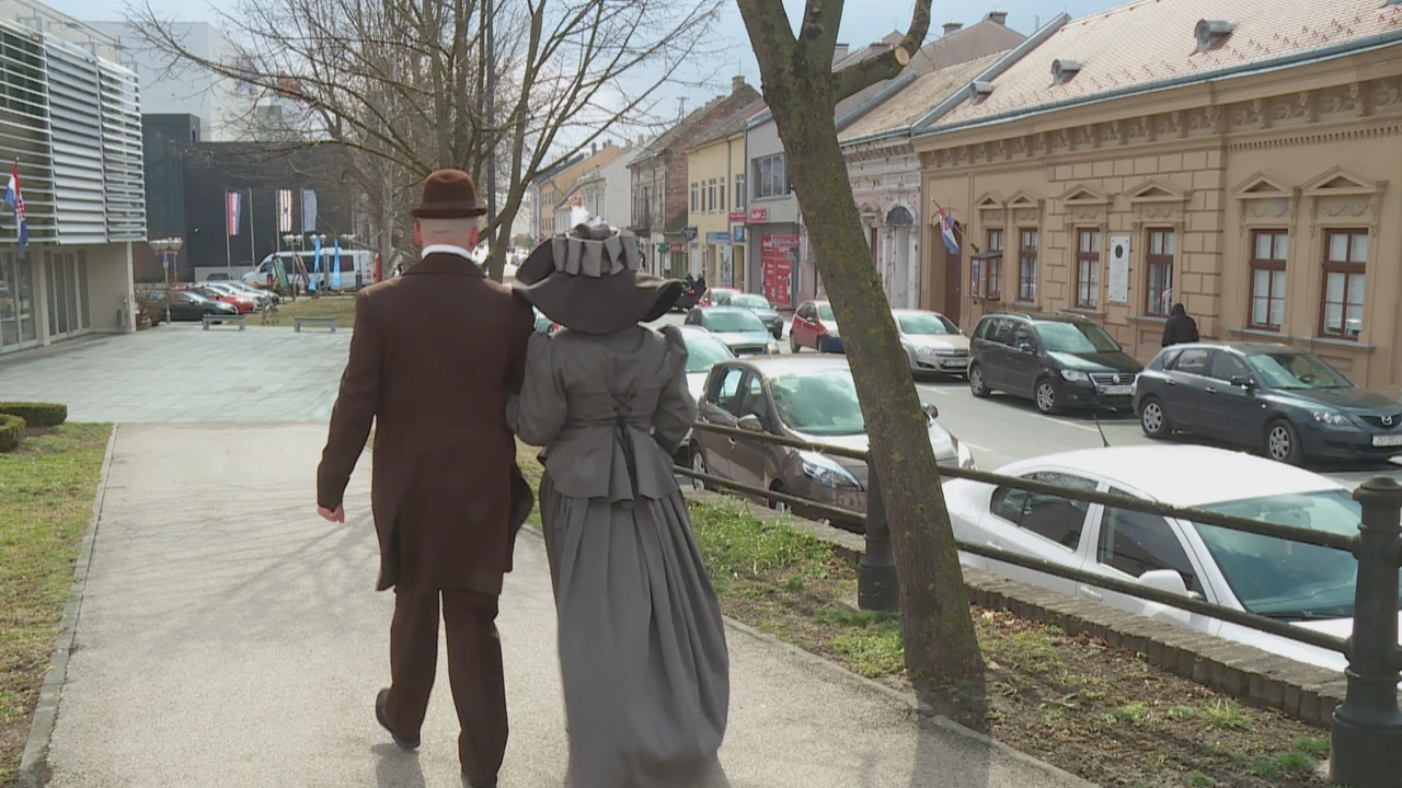 Turistički vodiči u povijesnim kostimima, Foto: Regionalni dnevnik/HRT
