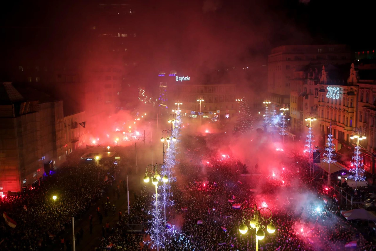 Navijači na Trgu bana Jelačića, Foto: Luka Stanzl /Pixsell