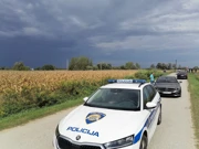 Vlak naletio na osobno vozilo, poginuli žena i dvoje djece, Foto: Vedran Šarić/HRT