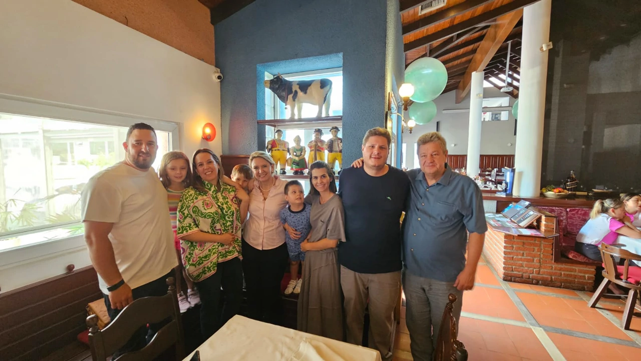 Tomislav Kuljis con su familia en Croacia, Foto: fotografía cedida/Tomislav Kuljis