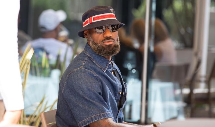 LeBron bira između Golden Statea, Minnesote, Miamija i Clevelanda