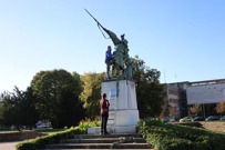 „Umirući vojnik” demontiran i poslan u Zagreb na restauraciju, Foto: Magdalena Jelečević/Radio Osijek